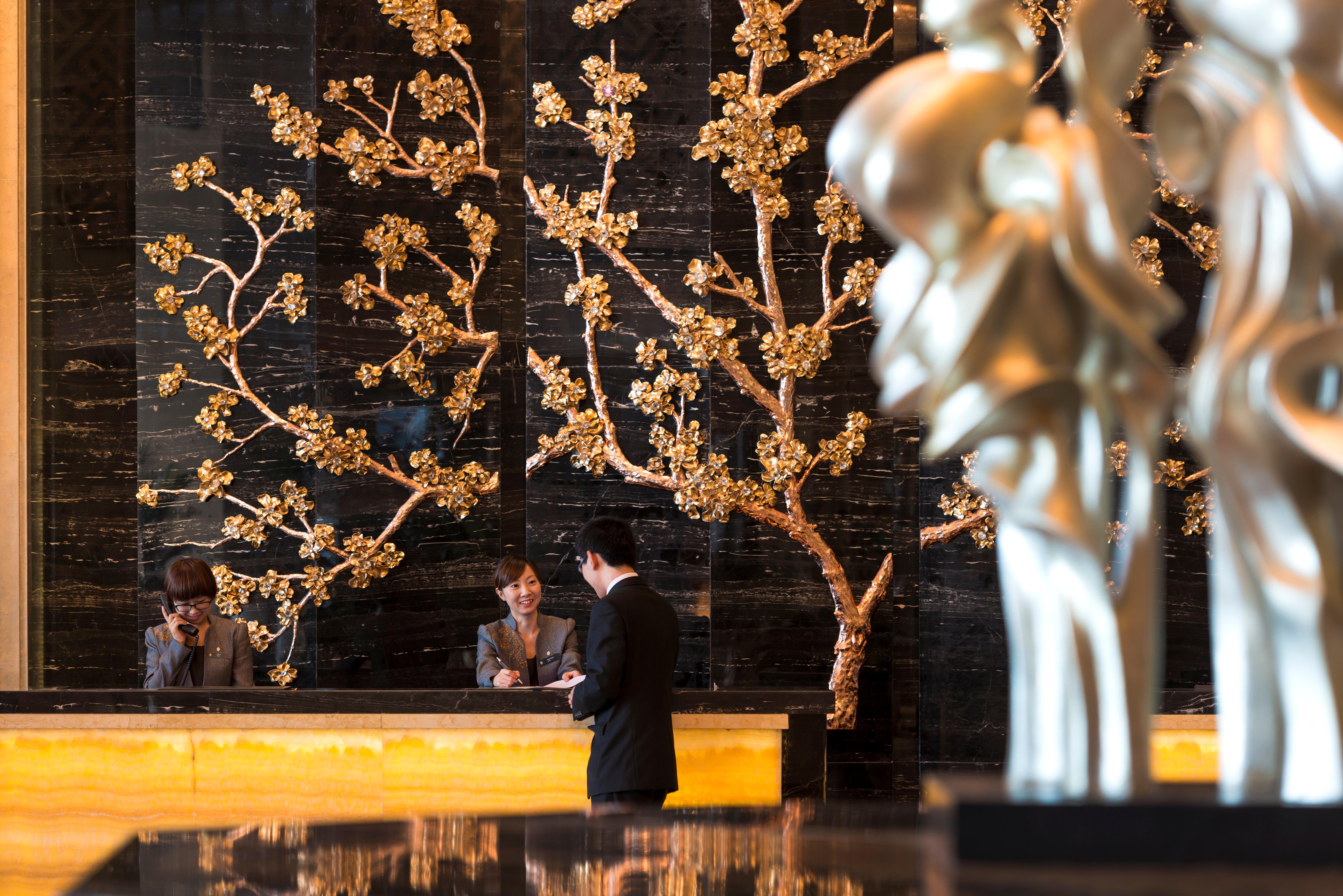 Intercontinental Shijiazhuang By Ihg Hotel Exterior photo