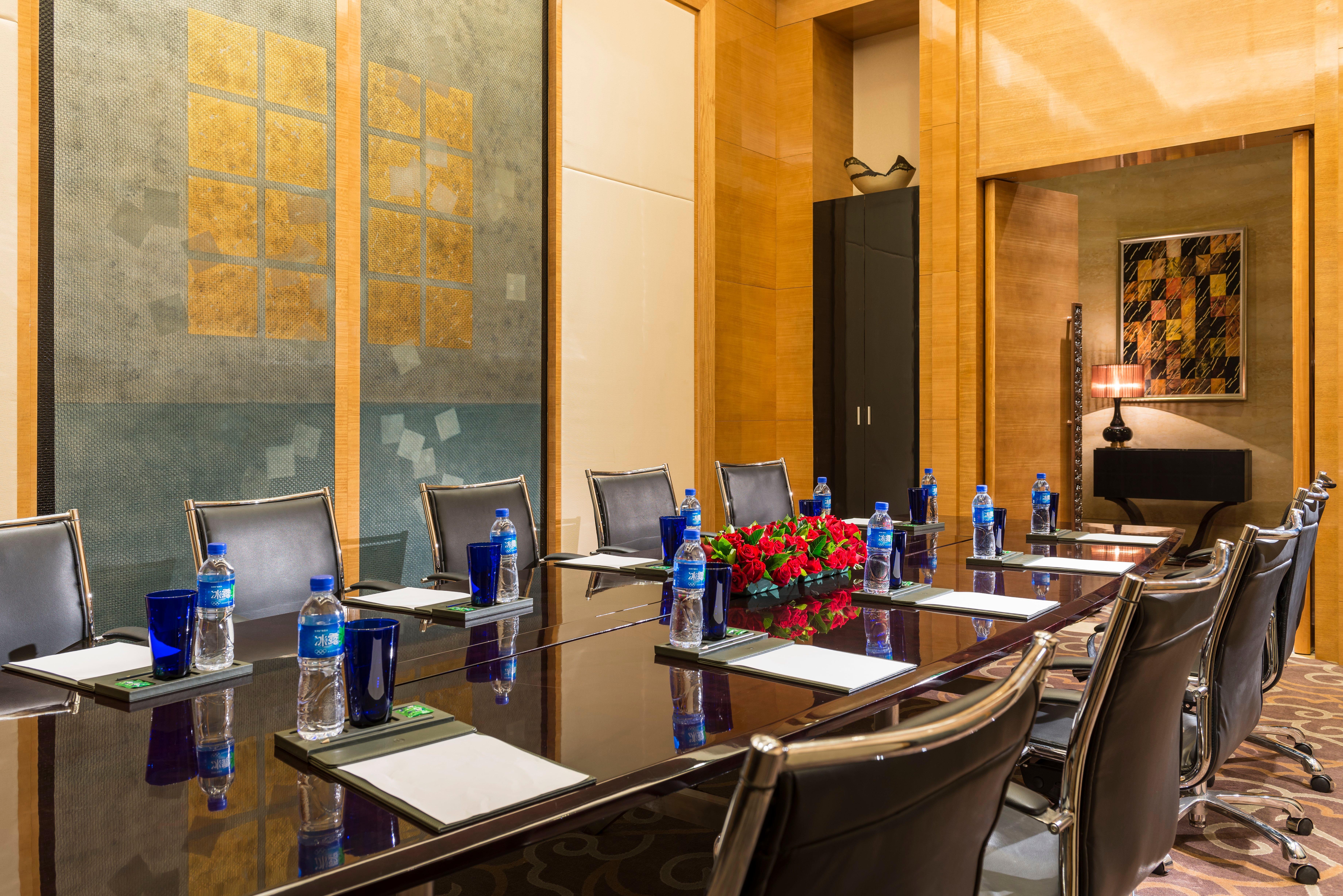 Intercontinental Shijiazhuang By Ihg Hotel Exterior photo